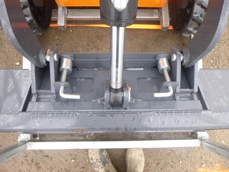 aboss-gh380-skid-steer-track-loader-image-9