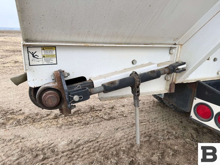 international-4400-image-44