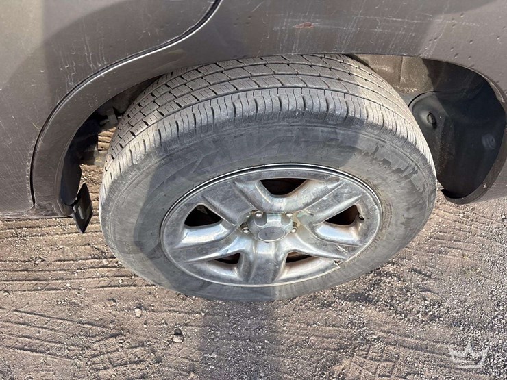 2010-toyota-rav4-image-30