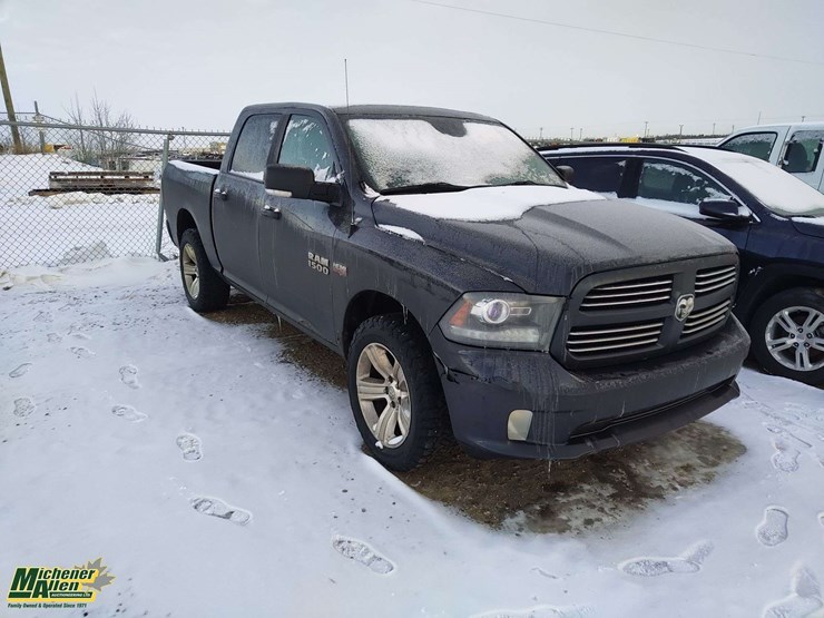 2016-dodge-1500-image-2