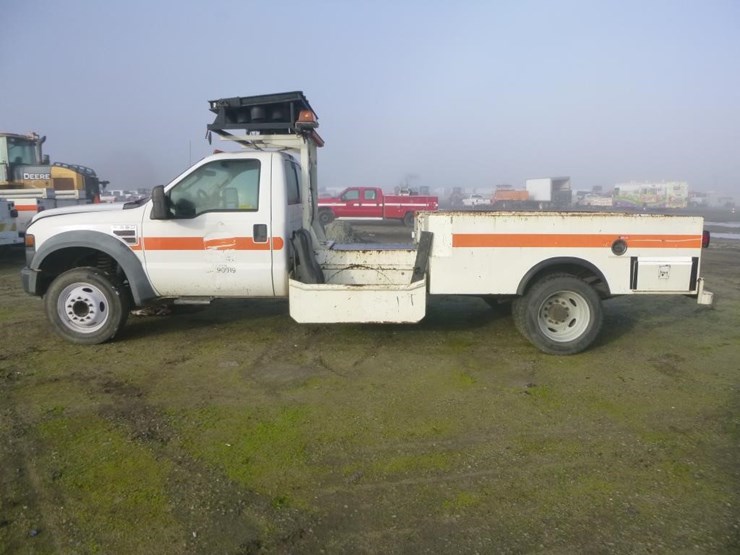 2008-ford-f550-image-5