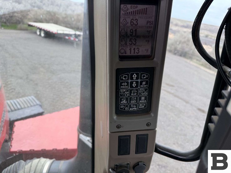 2012-case-ih-600-image-105