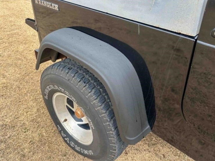 1989-jeep-wrangler-image-17