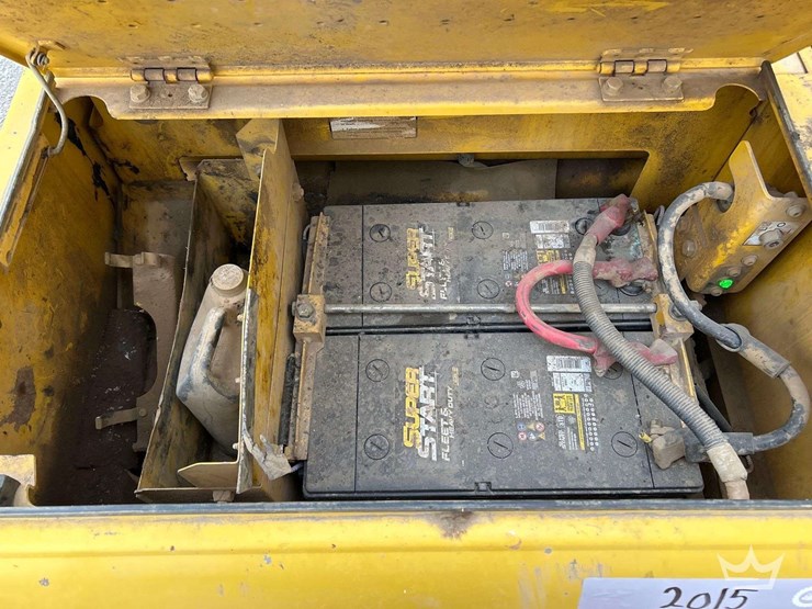 2015-komatsu-pc360-image-8