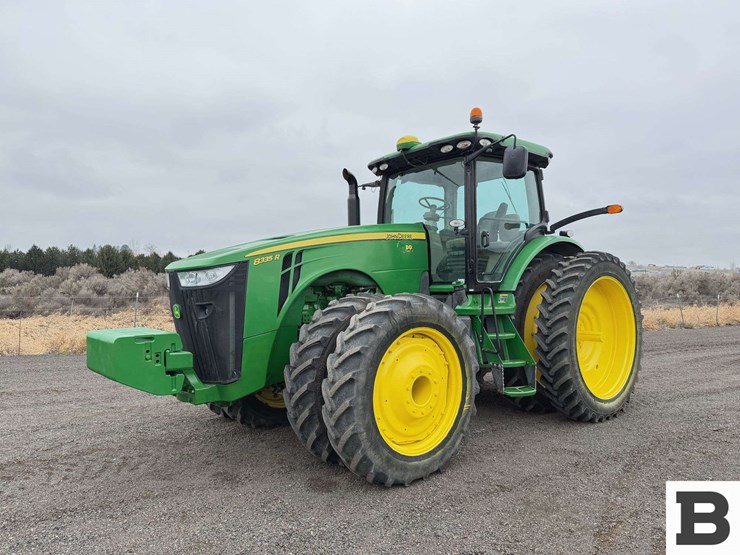 2012-john-deere-8335r-image-2