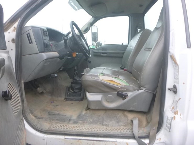 2008-ford-f650-image-13