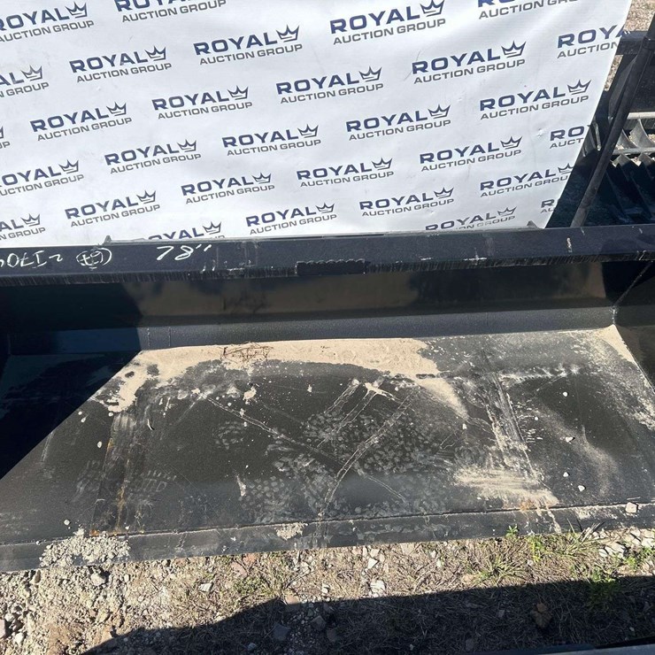 2025 Swict 78in. Bucket Skid Steer Attachment