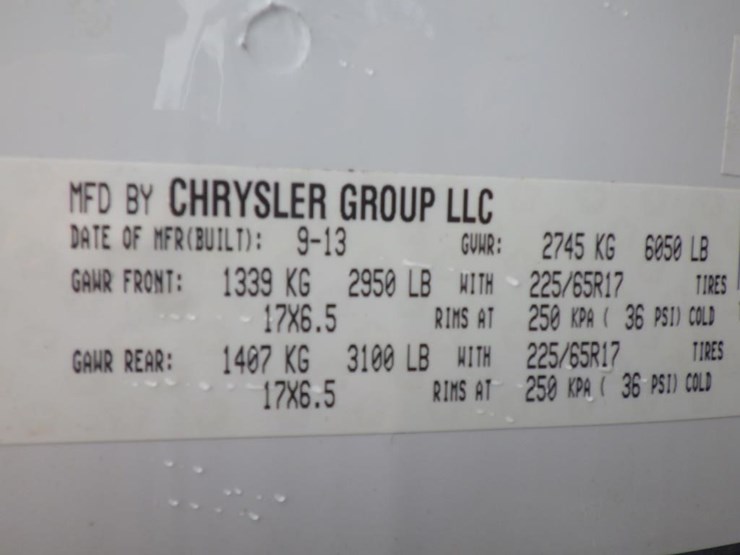 2014-dodge-grand-caravan-image-16