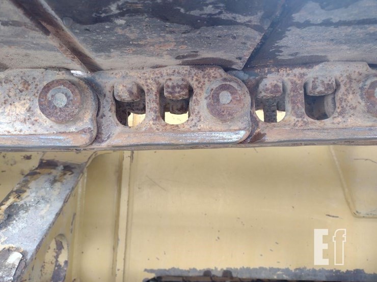 2005-caterpillar-d4g-xl-image-38