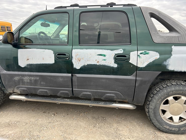 #37770-•-chevrolet-avalanche-4x4-pickup-vin:-3gnke13t83g169931-image-5