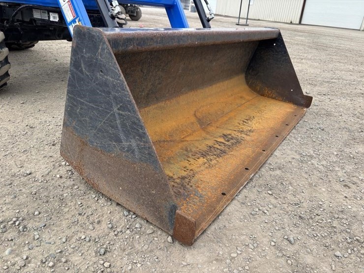 2017-new-holland-workmaster-40-image-10