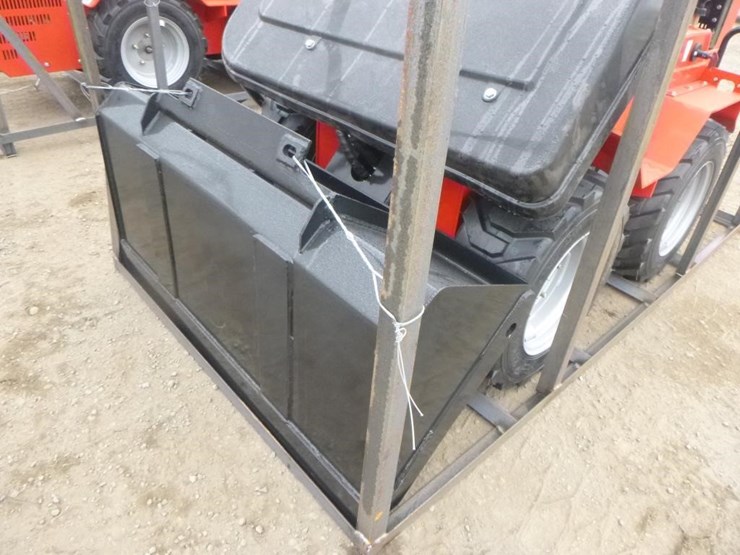 2025-agt-sda140w-skid-steer-loader-image-7