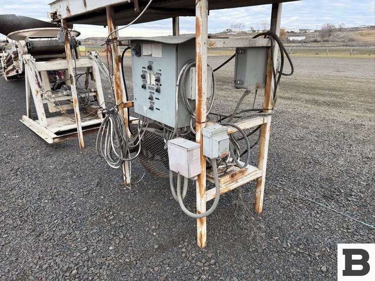 (2)-milestone-piler-booms-and-bases---eltopia,-wa-image-46