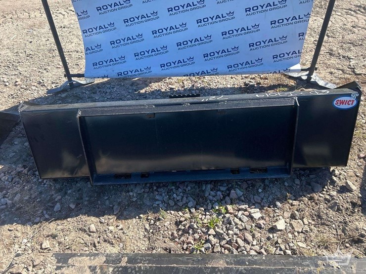 2025-swict-72in.-bucket-skid-steer-attachment-image-2