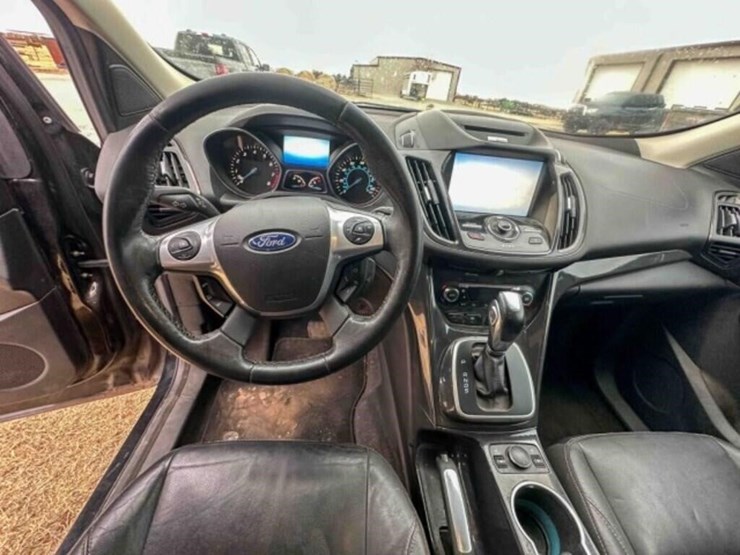 2014-ford-escape-image-28