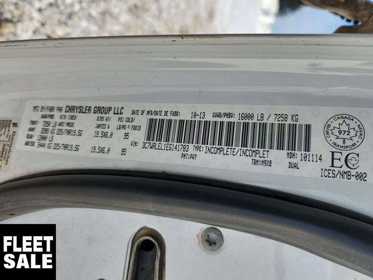 2014-ram-4500-slt-image-39