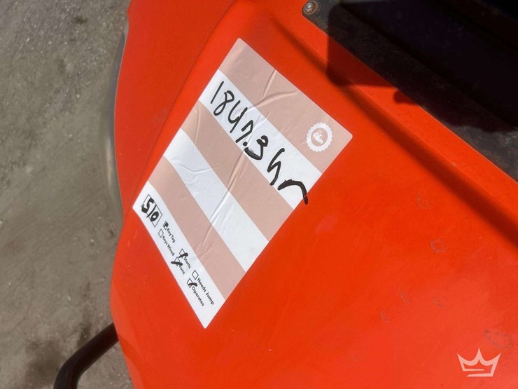 2019-kubota-rtvx1140-image-23