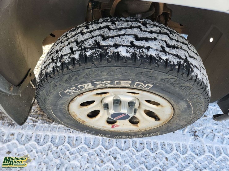 2010-gmc-sierra-1500-image-13