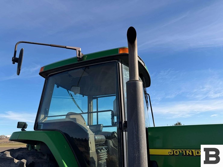 1997-john-deere-8300-image-44