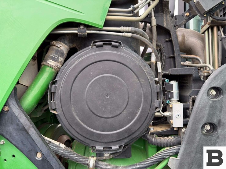 2012-john-deere-8335r-image-85