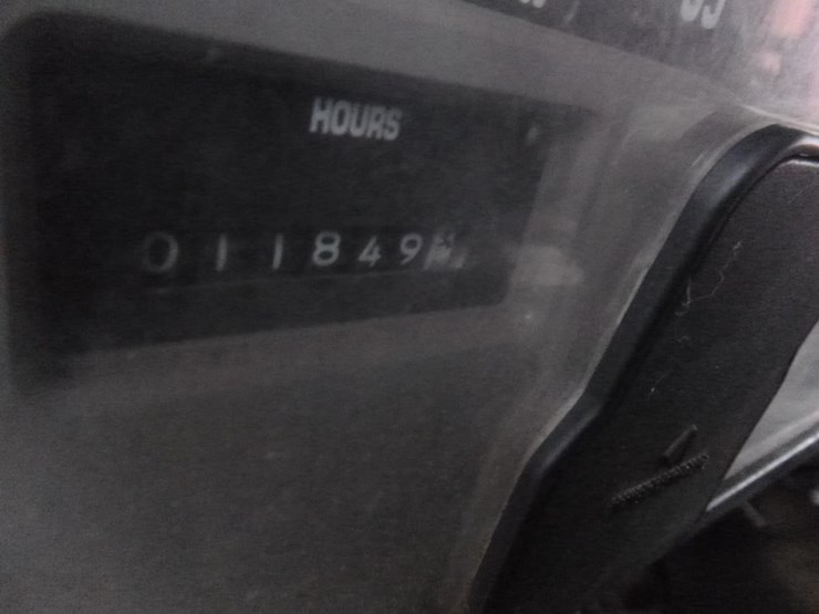 1999-international-4900-image-30