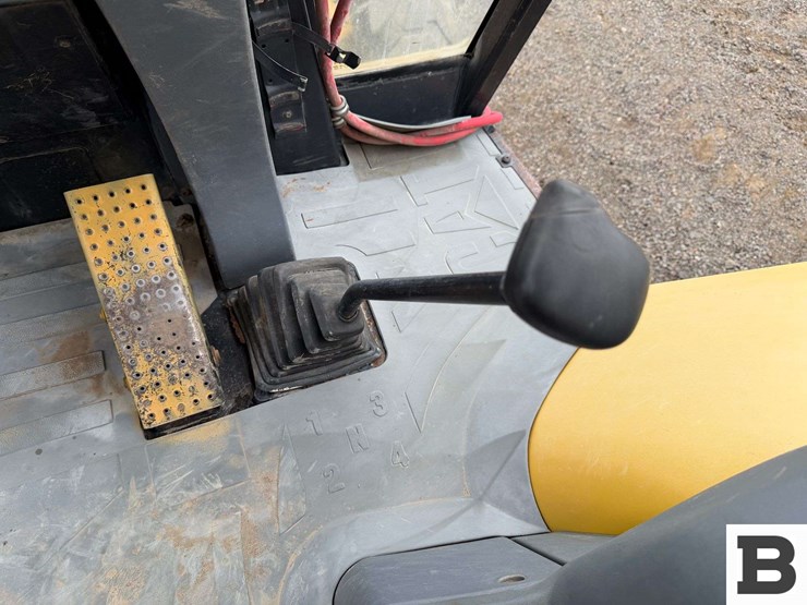 1998-caterpillar-416c-image-63