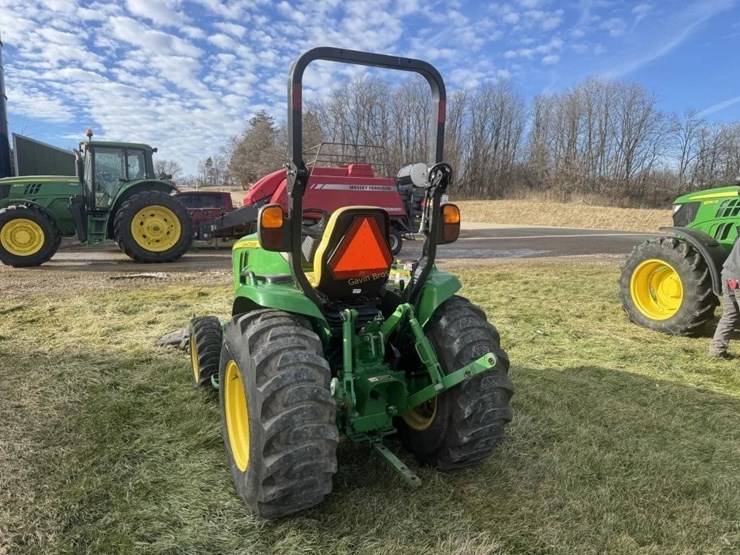 john-deere-3033r-image-7