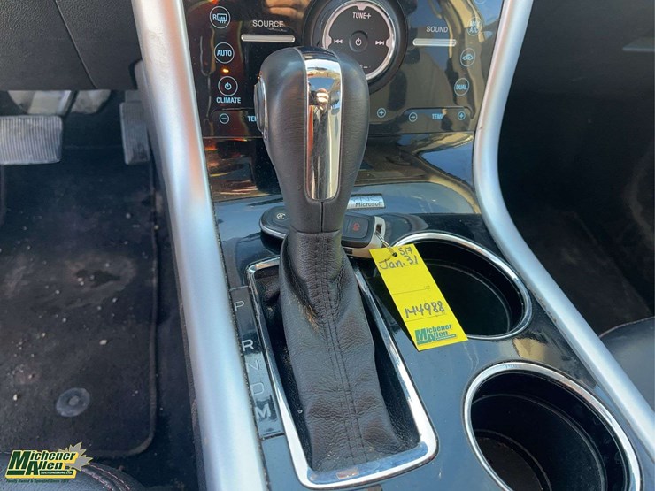 2012-ford-edge-image-21