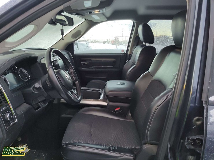 2016-dodge-1500-image-9