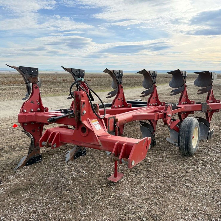 Art's Way IH3002RF Roll-Over Plow - Pasco, WA