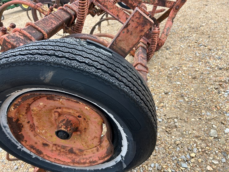 #37756-•-11ft-chisel-plow-image-4