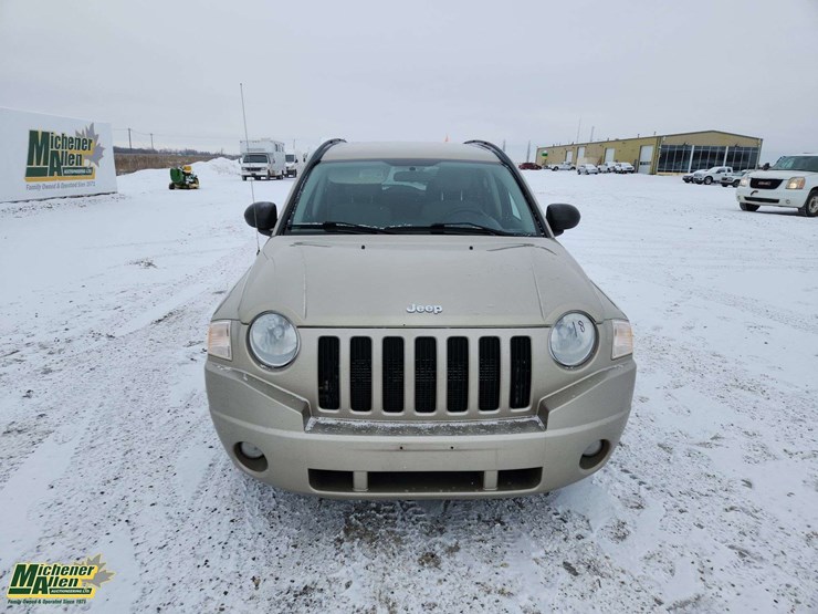 2010-jeep-compass-image-9