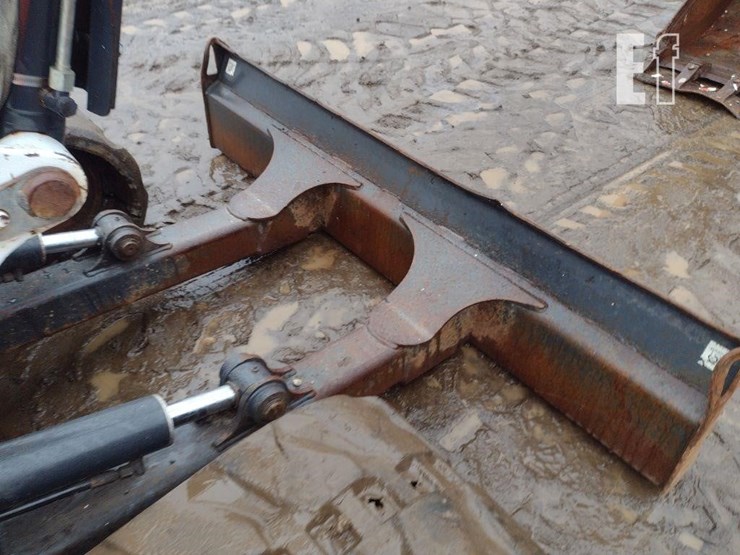 2008-bobcat-337g-image-22