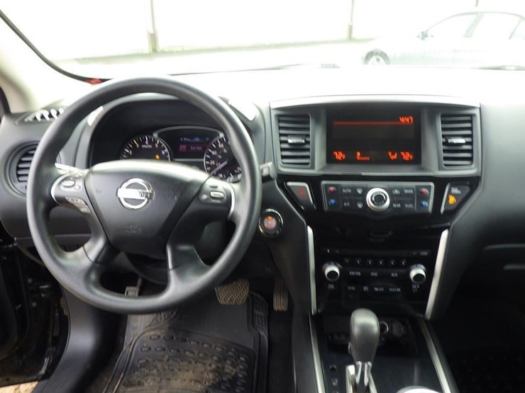 2014-nissan-pathfinder-image-9