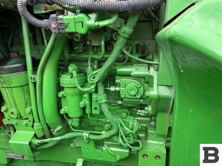 2012-john-deere-8335r-image-74