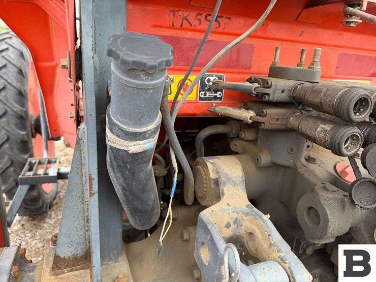 kubota-m9000-image-25