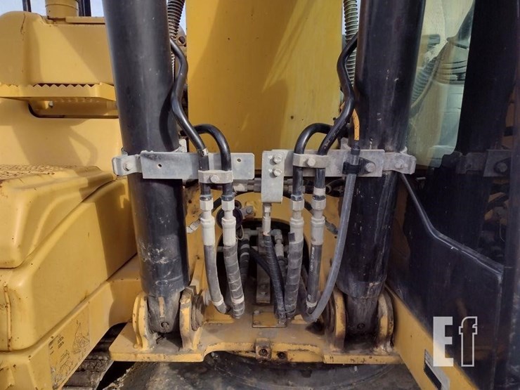 2010-caterpillar-312d-image-22