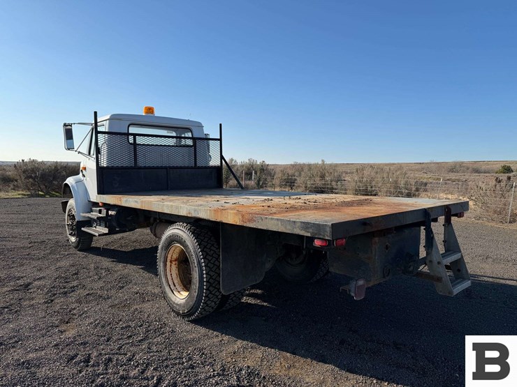 1992-international-4800-image-4