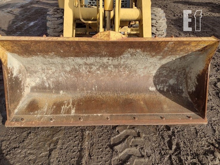 2005-deere-310g-image-16