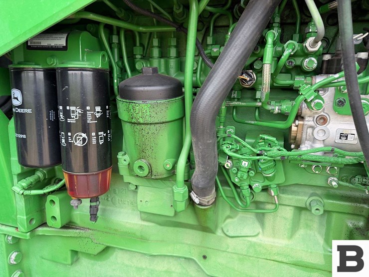 2015-john-deere-8370rt-image-60
