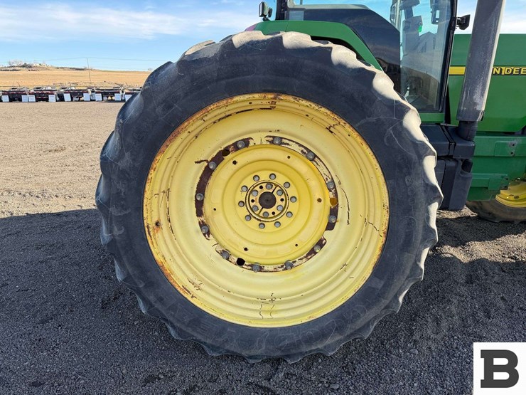 1997-john-deere-8300-image-41