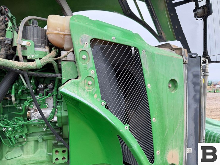 2015-john-deere-8370rt-image-57