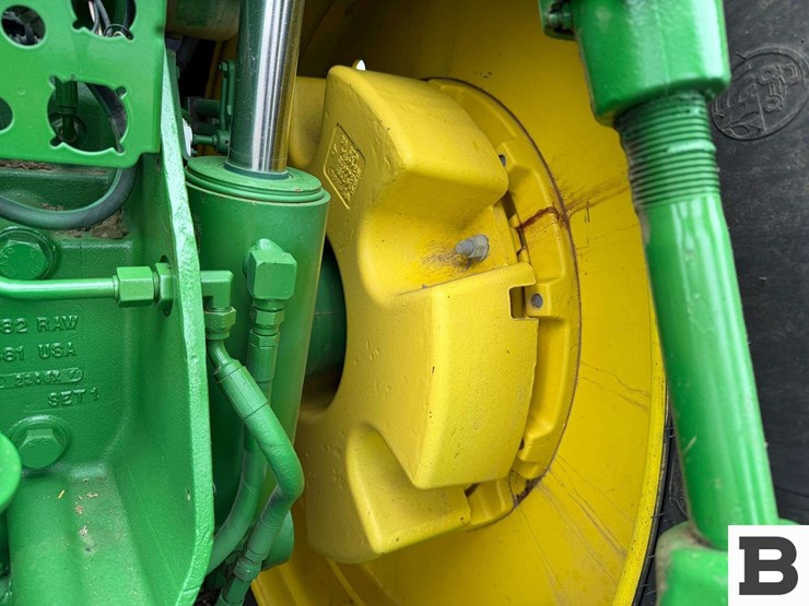2012-john-deere-8335r-image-50