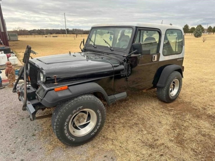 1989-jeep-wrangler-image-1