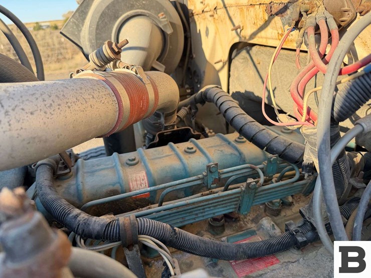 1992-international-4800-image-36