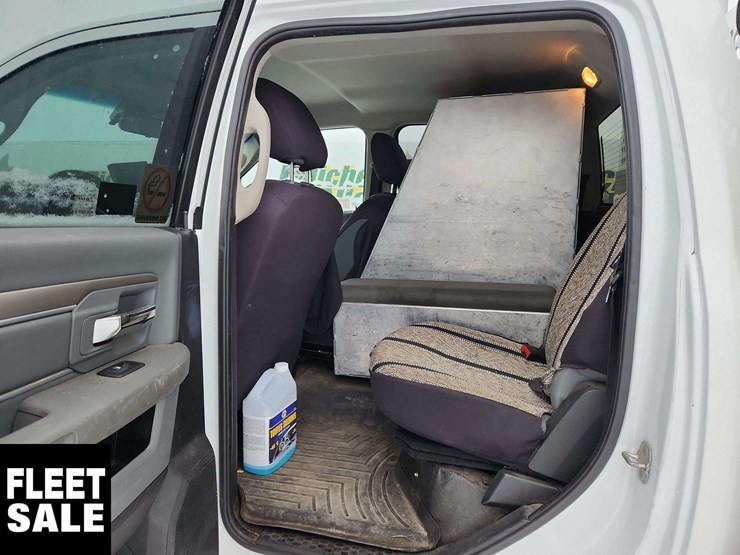 2014-ram-4500-slt-image-28