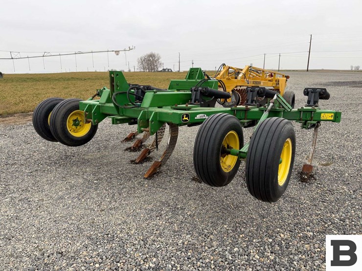 john-deere-915-image-4