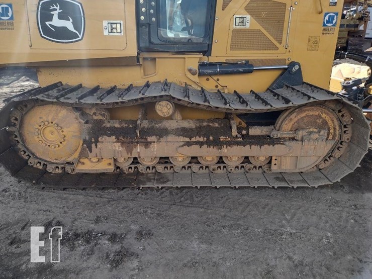 2021-deere-650k-lgp-image-33