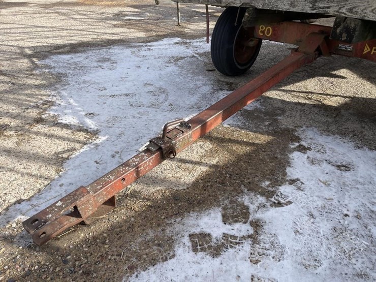 k-&-k-16'-hay-wagon-image-7