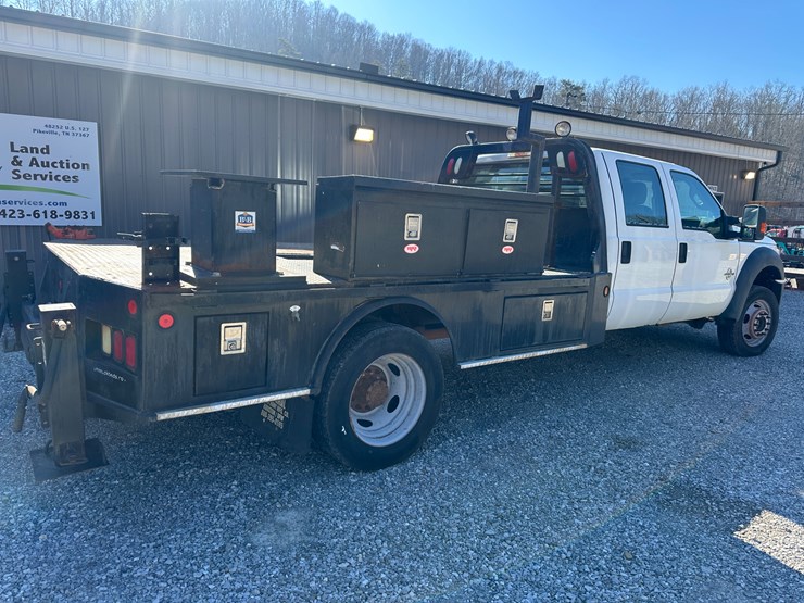 2012-ford-f550-image-2